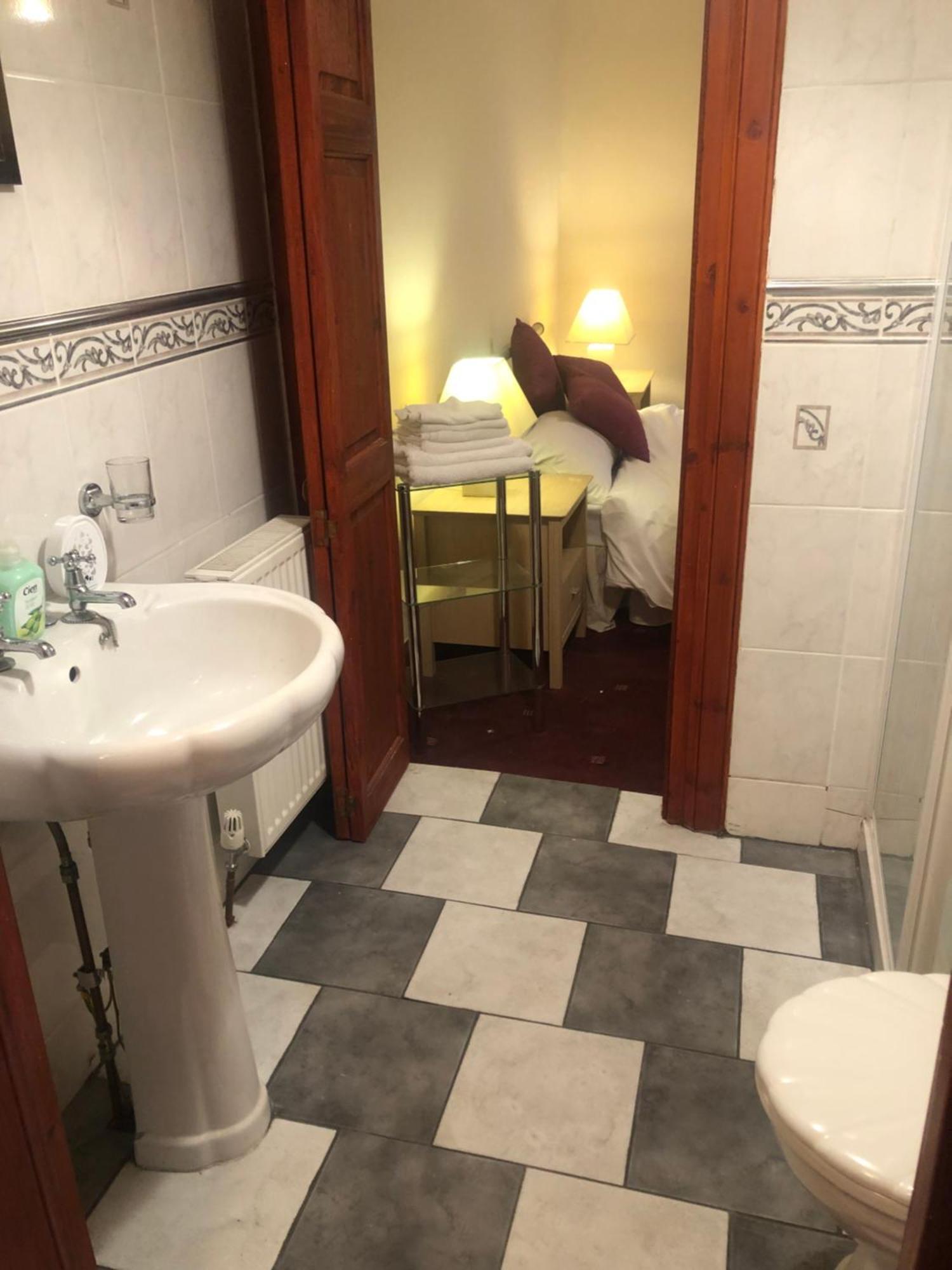 Executive Serviced Apartments 2 Forfar Zewnętrze zdjęcie